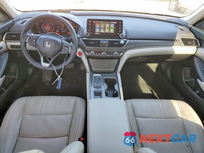 Zdjęcie 8 z 11 samochodu: 2021 HONDA ACCORD TOURING VIN:1HGCV2F92MA015844 - miniatura