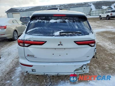 Zdjęcie 6 z 12 samochodu: 2024 MITSUBISHI OUTLANDER SE VIN:JA4J4VA86RZ025837 - miniatura
