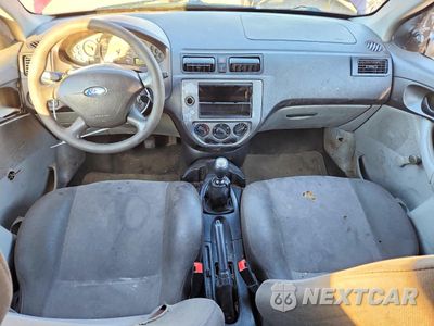 Zdjęcie 8 z 12 samochodu: 2007 FORD FOCUS ZX3 VIN:1FAFP31N07W276144 - miniatura