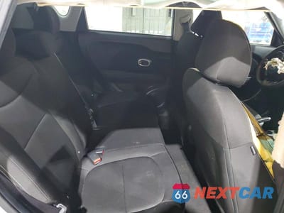 Zdjęcie 10 z 12 samochodu: 2017 KIA SOUL BASE VIN:KNDJN2A27H7435196 - miniatura