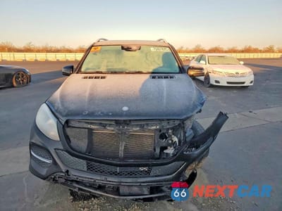 Piąte zdjęcie samochodu w środku: 2017 MERCEDES-BENZ GLE 350 VIN:4JGDA5JB5HA911051 - miniatura