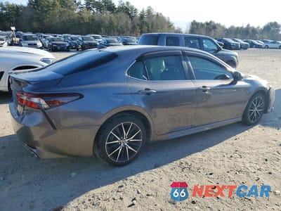 Trzecie zdjęcie samochodu z tyłu: 2024 TOYOTA CAMRY SE VIN:4T1G11BK4RU111345 - miniatura