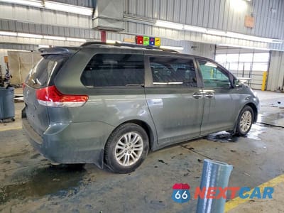 Trzecie zdjęcie samochodu z tyłu: 2014 TOYOTA SIENNA XLE VIN:5TDYK3DC1ES433088 - miniatura