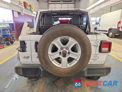Zdjęcie 6 z 11 samochodu: 2018 JEEP WRANGLER UNLIMITED SPORT VIN:1C4HJXDN7JW278505 - miniatura