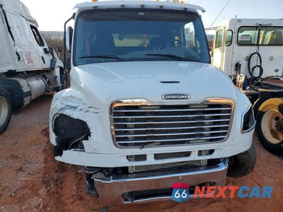 Zdjęcie 9 z 10 samochodu: 2018 FREIGHTLINER BUSINESS CLASS M2 ROLLBACK TRUCK VIN:3ALACXFE0JDJX3814 - miniatura