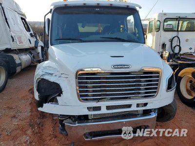 Zdjęcie 9 z 10 samochodu: 2018 FREIGHTLINER BUSINESS CLASS M2 ROLLBACK TRUCK VIN:3ALACXFE0JDJX3814 - miniatura