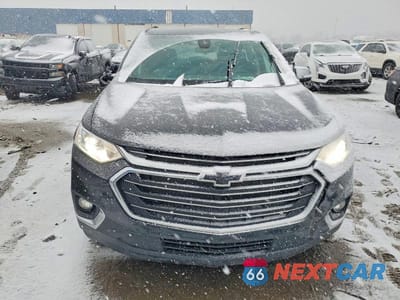 Piąte zdjęcie samochodu w środku: 2021 CHEVROLET TRAVERSE LT VIN:1GNEVGKW0MJ175762 - miniatura