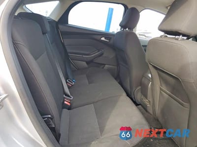 Zdjęcie 10 z 11 samochodu: 2015 FORD FOCUS SE VIN:1FADP3K28FL244893 - miniatura