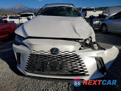 Piąte zdjęcie samochodu w środku: 2024 LEXUS RX 350H PREMIUM VIN:2T2BBMCA1RC055716 - miniatura