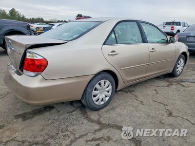 Trzecie zdjęcie samochodu z tyłu: 2005 TOYOTA CAMRY LE VIN:4T1BE30K95U515300 - miniatura