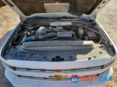 Zdjęcie 11 z 12 samochodu: 2018 CHEVROLET SILVERADO K2500 HEAVY DUTY LT VIN:1GC1KVEY7JF149708 - miniatura