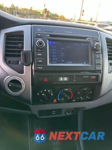 Zdjęcie 13 z 15 samochodu: 2013 TOYOTA TACOMA DOUBLE CAB VIN:3TMLU4EN6DM109174 - miniatura