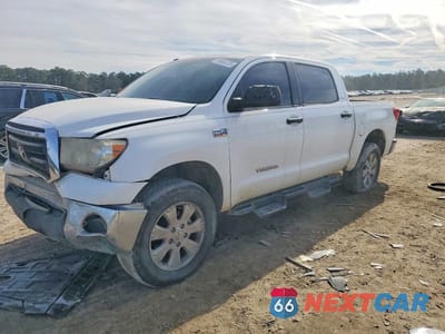 2012 TOYOTA TUNDRA CREWMAX SR5 5TFDW5F13CX211329 - główne zdjęcie licytacji z USA - miniatura