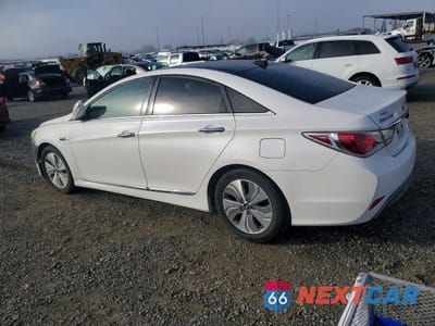 Drugie zdjęcie samochodu z przodu: 2014 HYUNDAI SONATA HYBRID VIN:KMHEC4A42EA107117 - miniatura