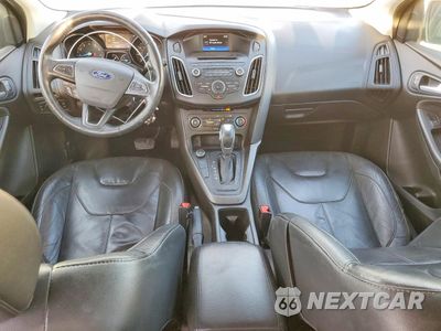 Zdjęcie 8 z 12 samochodu: 2016 FORD FOCUS SE VIN:1FADP3K25GL226370 - miniatura