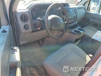 Zdjęcie 8 z 13 samochodu: 2013 FORD ECONOLINE E150 VAN VIN:1FTNE1EW2DDA23840 - miniatura
