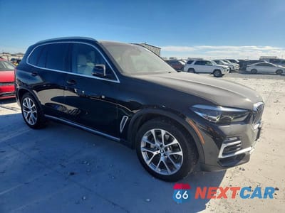 Czwarte zdjęcie samochodu z boku: 2020 BMW X5 SDRIVE 40I VIN:5UXCR4C02L9C31621 - miniatura