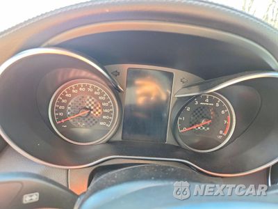 Zdjęcie 9 z 13 samochodu: 2017 MERCEDES-BENZ C 43 4MATIC AMG VIN:WDDWK6EB7HF487214 - miniatura