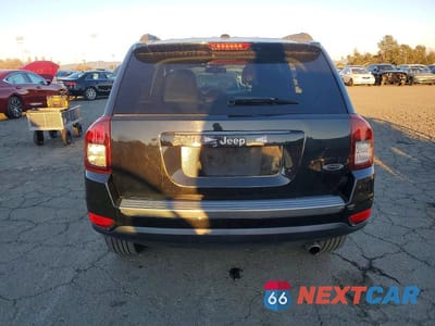 Zdjęcie 6 z 12 samochodu: 2017 JEEP COMPASS SPORT VIN:1C4NJCBA9HD173823 - miniatura