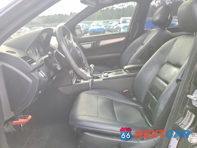 Zdjęcie 7 z 12 samochodu: 2008 MERCEDES-BENZ C 300 VIN:WDDGF54X98R017927 - miniatura