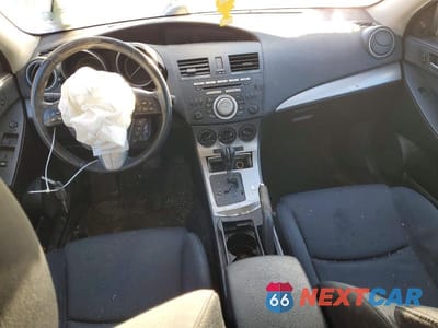 Zdjęcie 8 z 13 samochodu: 2010 MAZDA 3 S VIN:JM1BL1H51A1308103 - miniatura