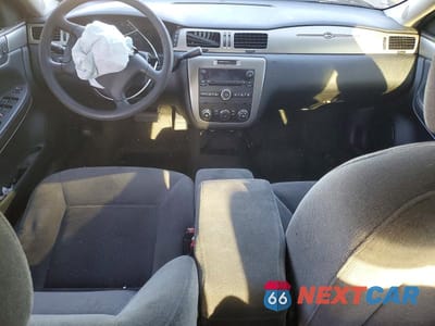 Zdjęcie 8 z 12 samochodu: 2011 CHEVROLET IMPALA POLICE VIN:2G1WD5EM1B1153266 - miniatura