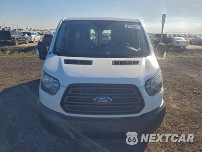 Piąte zdjęcie samochodu w środku: 2017 FORD TRANSIT T-150 VIN:1FTYE2YM0HKB42534 - miniatura