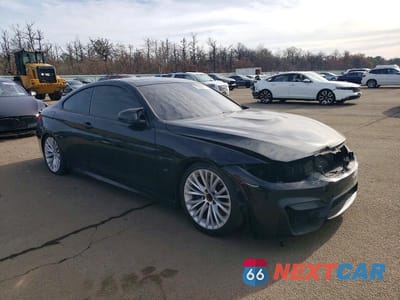 Czwarte zdjęcie samochodu z boku: 2015 BMW M4 VIN:WBS3R9C58FK335284 - miniatura
