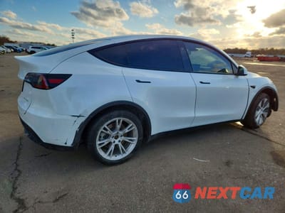 Trzecie zdjęcie samochodu z tyłu: 2024 TESLA MODEL Y VIN:7SAYGDEE8RA250921 - miniatura