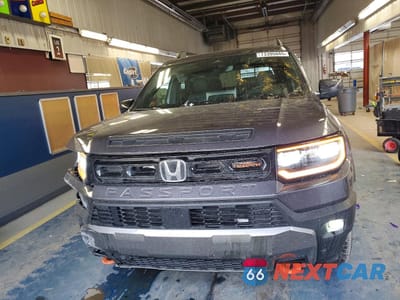 Piąte zdjęcie samochodu w środku: 2026 HONDA PASSPORT TRAILSPORT ELITE VIN:5FNYF9H8XTB044691 - miniatura