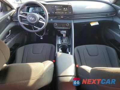 Zdjęcie 8 z 11 samochodu: 2026 HYUNDAI ELANTRA BLUE VIN:KMHLM4DJ2TU184667 - miniatura