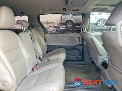 Zdjęcie 11 z 12 samochodu: 2017 TOYOTA SIENNA XLE PREMIUM 8-PASSENGER VIN:5TDYZ3DC1HS812513 - miniatura
