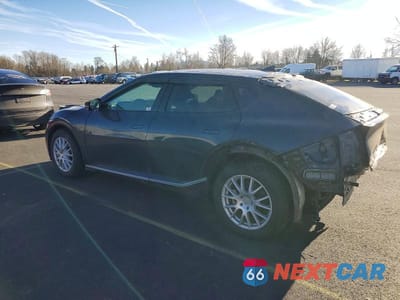 Drugie zdjęcie samochodu z przodu: 2022 KIA EV6 LIGHT VIN:KNDC3DLC8N5070132 - miniatura