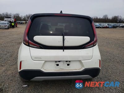 Zdjęcie 6 z 11 samochodu: 2023 KIA SOUL LX VIN:KNDJ23AUXP7843562 - miniatura
