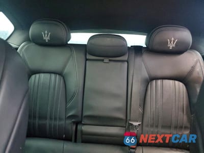 Zdjęcie 10 z 13 samochodu: 2019 MASERATI LEVANTE VIN:ZN661XUA7KX318693 - miniatura