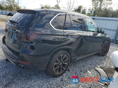 Trzecie zdjęcie samochodu z tyłu: 2017 BMW X5 XDRIVE35D VIN:5UXKS4C35H0Y16096 - miniatura