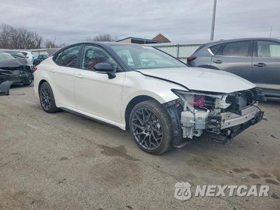 Czwarte zdjęcie samochodu z boku: 2025 TOYOTA CAMRY XSE VIN:4T1DBADK8SU007184 - miniatura