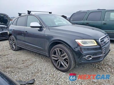 Czwarte zdjęcie samochodu z boku: 2014 AUDI SQ5 PRESTIGE VIN:WA1VGAFP4EA011137 - miniatura