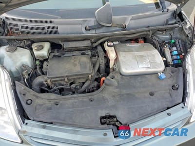 Zdjęcie 11 z 12 samochodu: 2005 TOYOTA PRIUS VIN:JTDKB20U853026353 - miniatura