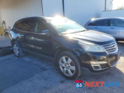 Czwarte zdjęcie samochodu z boku: 2016 CHEVROLET TRAVERSE LT VIN:1GNKVGKDXGJ254166 - miniatura