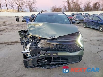 Piąte zdjęcie samochodu w środku: 2025 KIA SPORTAGE X LINE VIN:5XYK6CDF5SG320287 - miniatura