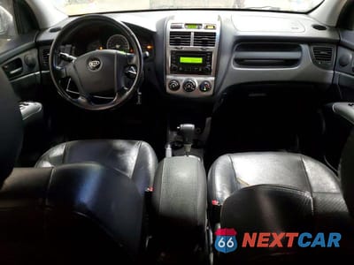 Zdjęcie 8 z 13 samochodu: 2006 KIA SPORTAGE LX VIN:KNDJE723467197440 - miniatura