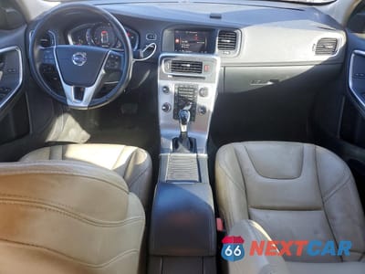 Zdjęcie 8 z 12 samochodu: 2017 VOLVO S60 DYNAMIC VIN:YV140MTL6H2439096 - miniatura