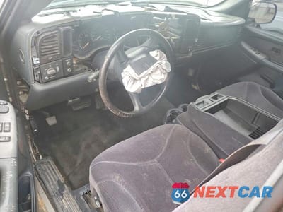 Zdjęcie 8 z 13 samochodu: 2001 GMC NEW SIERRA C1500 VIN:1GTEC14V41Z284237 - miniatura