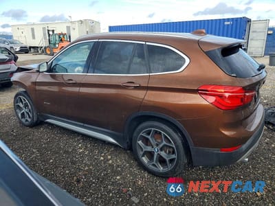 Drugie zdjęcie samochodu z przodu: 2017 BMW X1 XDRIVE28I VIN:WBXHT3C33H5F82651 - miniatura