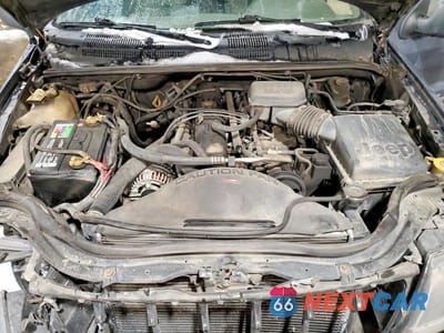 Zdjęcie 12 z 13 samochodu: 2003 JEEP GRAND CHEROKEE LAREDO VIN:1J8GW48S83C512384 - miniatura