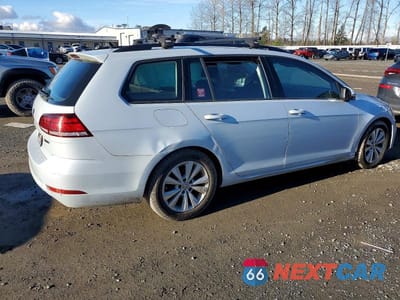 Trzecie zdjęcie samochodu z tyłu: 2019 VOLKSWAGEN GOLF SPORTWAGEN S VIN:3VW217AUXKM508683 - miniatura