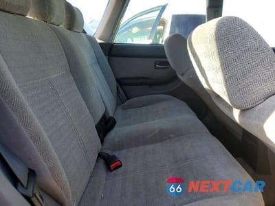 Zdjęcie 11 z 15 samochodu: 2001 SUBARU LEGACY L VIN:4S3BH635617303806 - miniatura