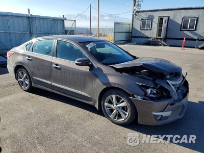 Czwarte zdjęcie samochodu z boku: 2015 NISSAN ALTIMA 2.5 VIN:1N4AL3AP5FC163541 - miniatura