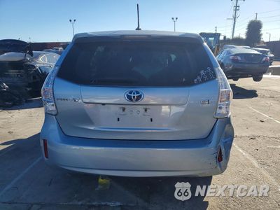 Zdjęcie 6 z 12 samochodu: 2012 TOYOTA PRIUS V VIN:JTDZN3EU3C3109500 - miniatura